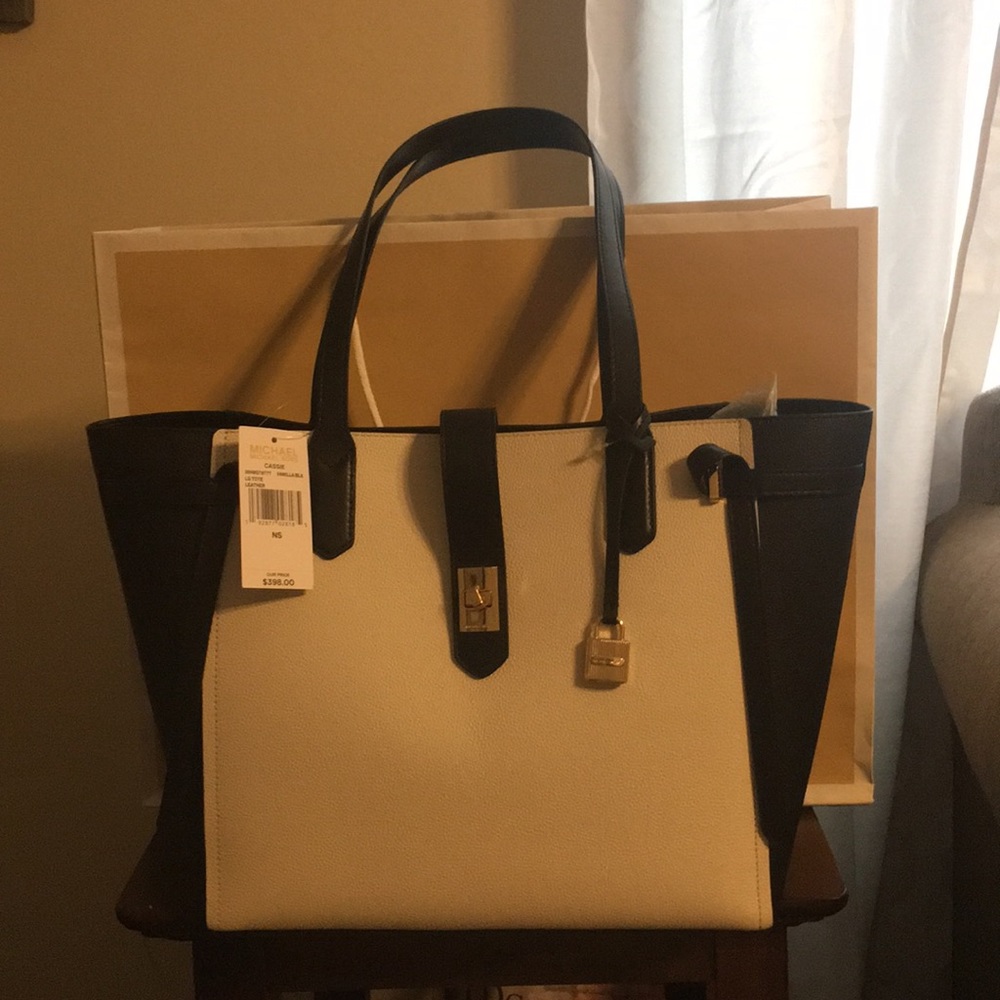 Michael Kors Cassie LG Tote